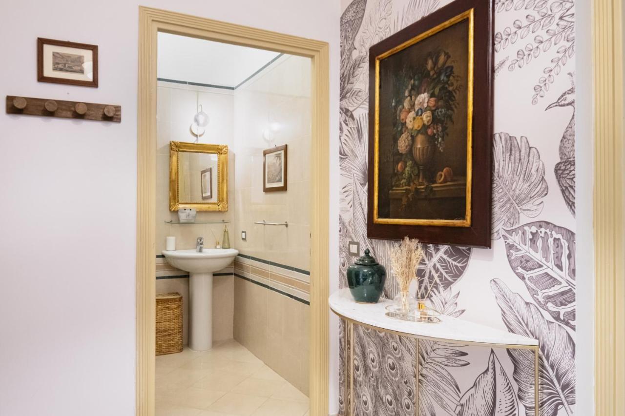 Easylife - Dimora Di Classe In Zona Conciliazione Milan Bagian luar foto